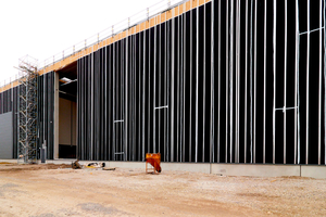  Etwa 8000 m² „Sterling OSB/3-Zero“ verbaute Graf-Holztechnik in dem neuen Logistikcenter und Fertigwarenlager für Prefa im österreichischen St. Georgen 