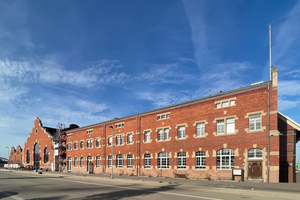  Die Sheddächer der Nord- und Südhalle der Lokhalle in Freiburg wurden saniert 