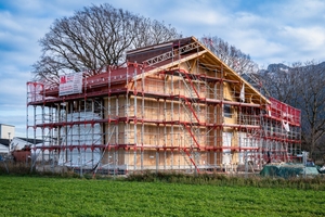  Der Kindergarten der Marktgemeinde Grassau während der Bauzeit 