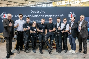  Die Nationalmannschaft der Dachdeckerinnen und Dachdecker trainierte in Halle 8 der Messe für die bevorstehende Weltmeisterschaft 