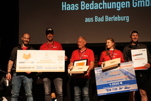  ... und Platz 3 in der Kategorie Unternehmensnachfolge an die Dachdeckerei Haas GmbH aus Bad Berleburg 