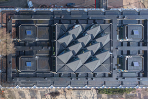 Die Verglasung der Sheddachkonstruktion in der Gebäudemitte des Neuron Buildings in Eindhoven wurde erneuert 