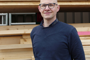  Stephan Thomas, Chefredakteur der dach+holzbau, Kontakt: stephan.thomas@bauverlag.de 