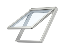  ...besteht beim Klapp-Schwing-Fenster zusätzlich die Möglichkeit, es über einen Griff unten am Fenster bis zu einem Winkel von 45 Grad aufzuklappen 