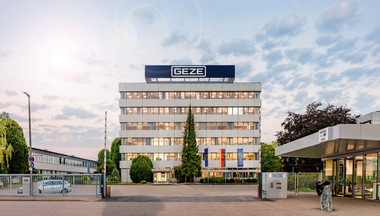 GEZE Stammsitz in Leonberg, Au?enansicht