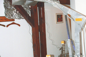 Mikrowellenbehandlung in einem zu Wohnzwecken ausgebauten Dachstuhl 