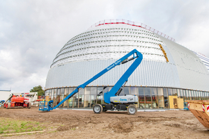  Luftschiffhangar in Essen/Mülheim - Montage der Stehfalzprofile 