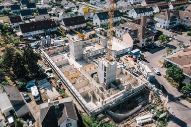 Wohnhaus in Saarmund Holzbauweise Fundament und Treppenh?user