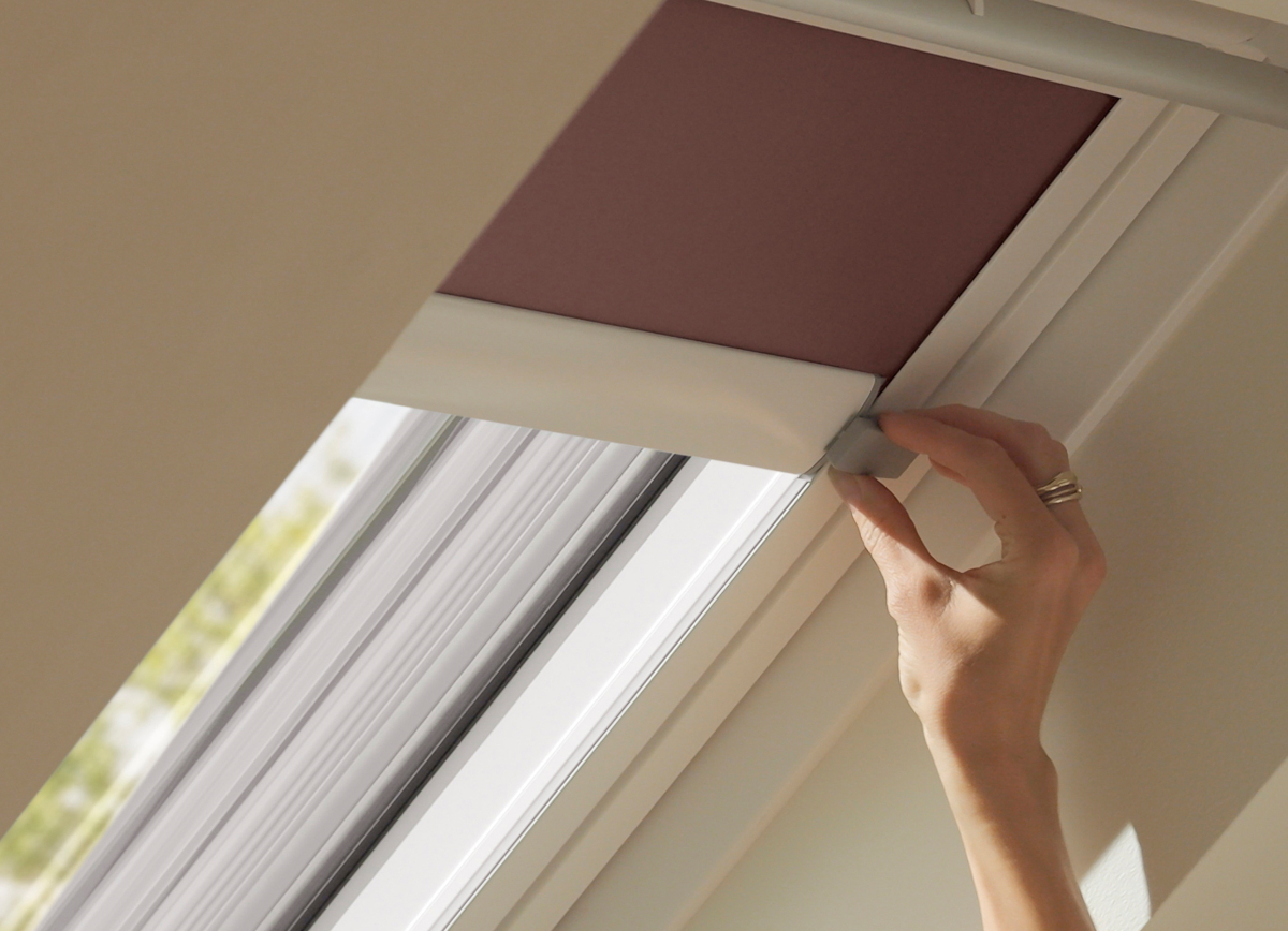 Velux Sonnenschutz mit Slider