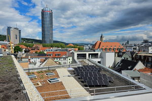  In mehreren Dachbereichen befinden sich insgesamt 86 Photovoltaikmodule 
