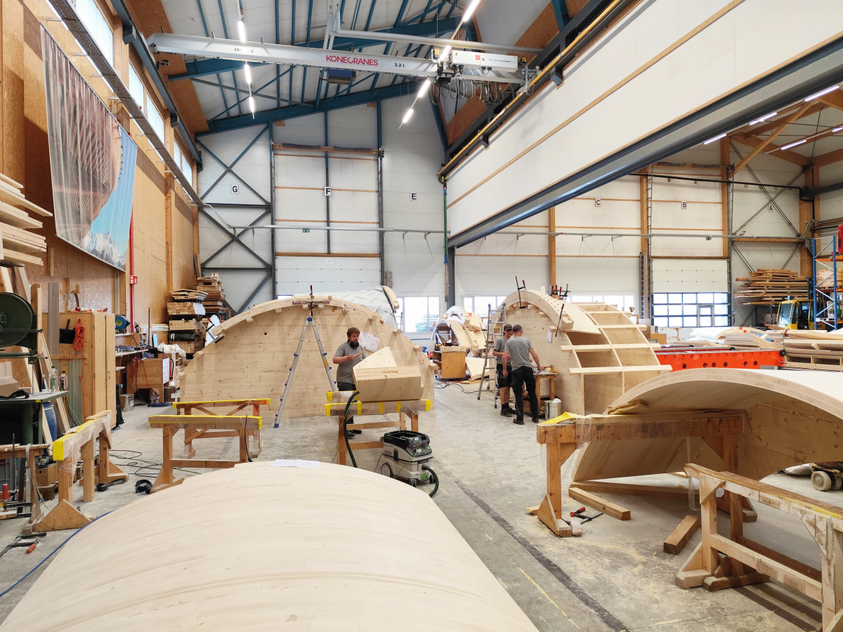 Blumer Lehmann_Stammhaus_CLT curved Produktion 