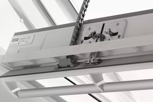  Automatische Velux Schwingfenster haben nur noch 300 Euro Aufpreis ohne MwSt. statt bisher 491 Euro im Vergleich zur entsprechenden manuellen Variante.  