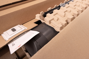  Roto setzt bei der Verpackung des „Designo” Außenrollladens und der&nbsp;„Designo”-Außenmarkise ab sofort auf Faserformteile aus recyceltem Altpapier 