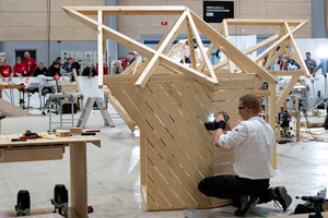  Das Wettbewerbsmodell bestand aus mehreren Wandelementen und einer Dachkonstruktion und musste an drei Tagen fertiggestellt werden 