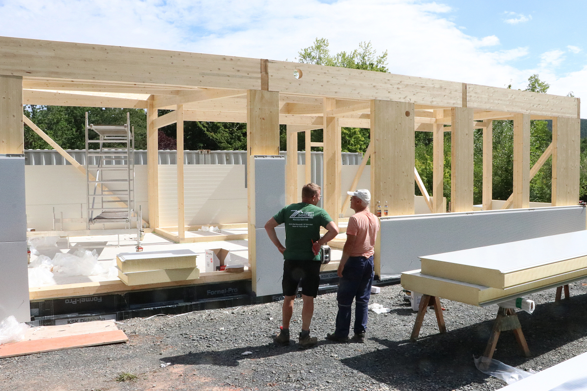 Hallenbau, Zimmerei Schmitt, Dürnnhoff