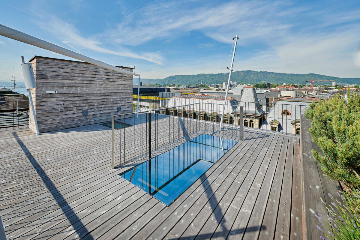 Dachausstieg „s: 211 E DA“ von s: stebler 