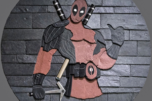  Schieferornament „Deadpool“ von David Straußfeld 