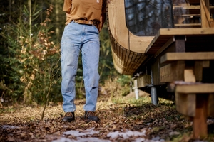  Zur Kollektion gehört die neue Hose „Tencel Fiber Series Relaxed Fit Twill Jogger”. Diese verbindet große Bewegungsfreiheit mit einem weichen Tragegefühl 