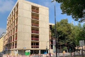  Das alte Bürogebäude aus den 1980er Jahren wurde vor dem Umbau vollständig entkernt 