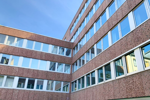  Das alte Bürogebäude aus den 1980er Jahren wurde vor dem Umbau vollständig entkernt 