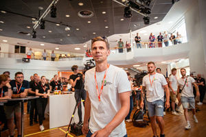  Die „Dachkrone“, der Deutsche Dachpreis, wird auch in diesem Jahr wieder in sechs Kategorien verliehen 