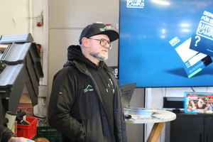  Eugen Penner, Gründer und Geschäftsführer des ZEP-Teams, stellte den Clubmitgliedern seinen Betrieb und das Projekt „Lutter Campus” vor 