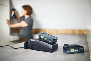  Eine weitere Messeneuheit sind die „Tabless Akkus TBX 4 und TBX 8“, mit denen Festool auf hohe Robustheit und Energieeffizienz setzt  