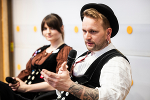  Diversitaet im Handwerk Podiusmdiskussion Buntes Handwerk Alexandra Bode Etienne Sikora 