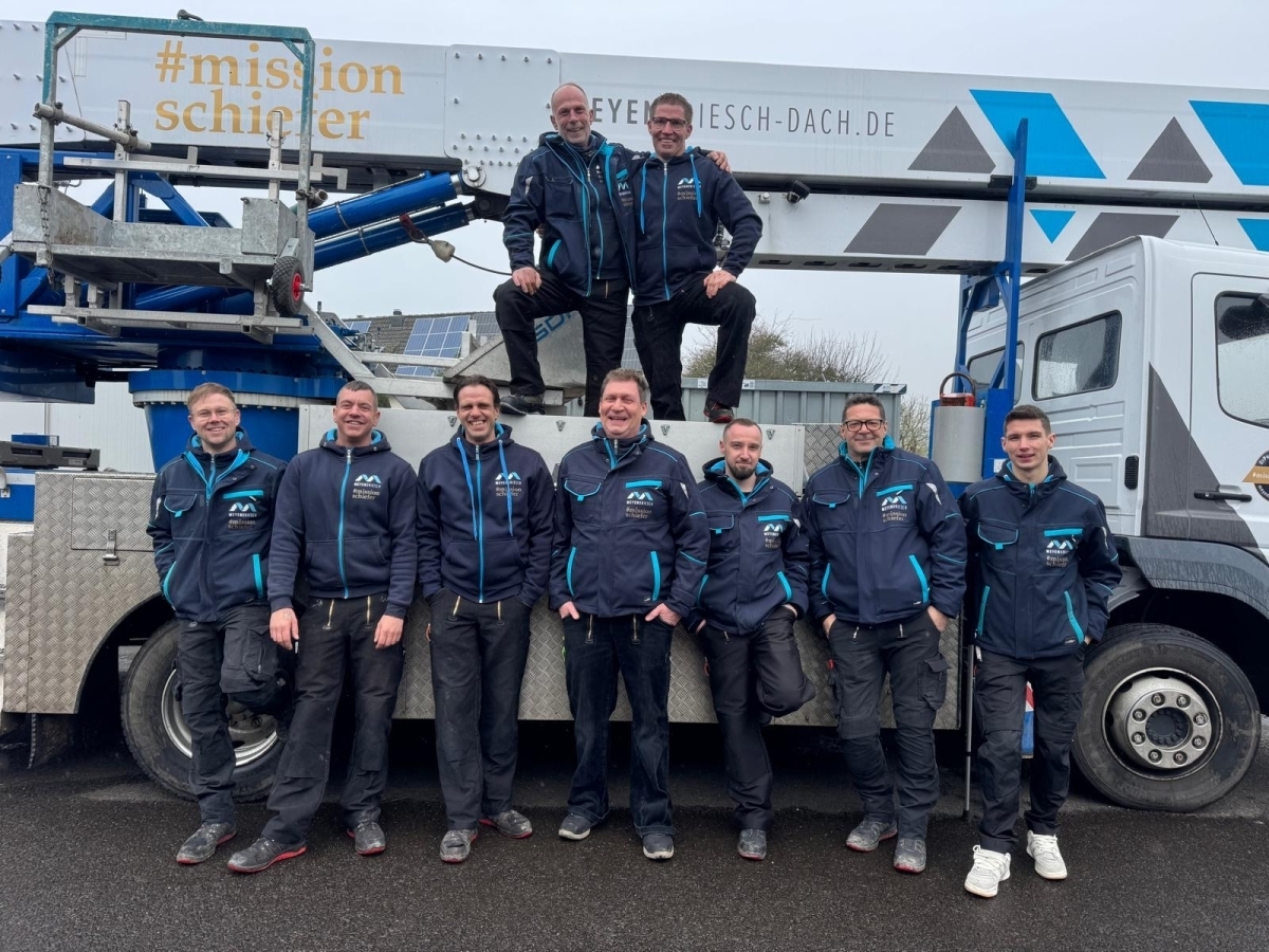 Meyendriesch-Dach Team Lkw-Autokran Bell-Leideneck