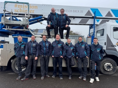 Meyendriesch-Dach Team Lkw-Autokran Bell-Leideneck