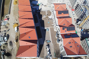  Photovoltaikanlagen sorgen auf einem Teil der Gebäude für die Energiegewinnung 