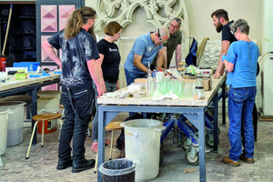  Der Autor Michael Gläßer absolvierte 2020 einen Kurs zum Restaurator im Handwerk an der Akademie des Handwerks Schloss Raesfeld 