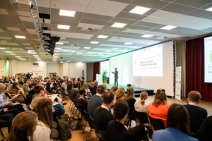  Voller Saal beim Weltkongress Gebäudegrün: Über 700 Teilnehmende zählte die internationale Veranstaltung 
