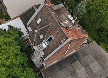 Einbau Lideko-Dachschiebefenster Wohnhaus Koeln Zuelpicher Strasse