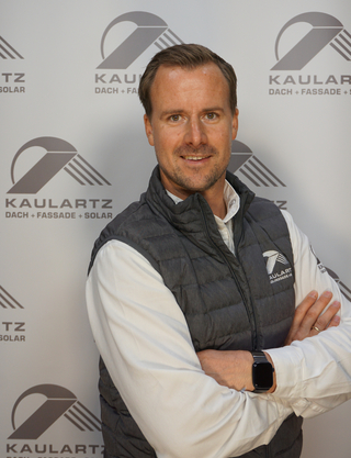 2_Zuschnitt_Pascal_Kaulartz_Geschaeftsfuehrer_Kaulartz_Dach_Fassade_Solar.JPG