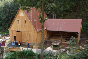  Nach fünf Wochen konnte die frisch sanierte Scheune an den Verein der Schneckenmühle e.V. übergeben werden 