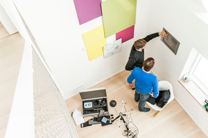  Die Bedienung der technischen Funktionen des Hauses wurden von den Bewohnern schnell gelerntFotos: Velux 