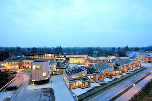  Die Justus von Liebig-Gemeinschaftshauptschule in Moers wurde mit dem NRW-Schulbaupreis 2013 ausgezeichnet. „Die Architektur biete herausragende räumliche Qualitäten für sämtliche schulische Aktivitäten“, so die Begründung der Jury 