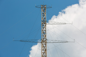  Die Ausleger des Windmessmasten mit Mess-Equipment auf verschiedenen HöhenFoto: Siventis 