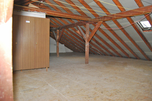  Der frisch sanierte Dachboden, der sofort nach Beendigung der Arbeiten betreten werden kann Foto: Bauder 