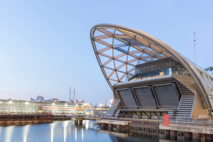  Beeindruckende (Holz)konstruktion: die Canary Warf-Station im Abendlicht Foto: Foster + Partner  