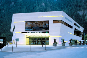  Im Jahr 2010 wurden das Dach und die Fassade des Europahauses Mayrhofen renoviert. Dazu gehörte auch die vorgehängte, hinterlüftete Fassade von Auria
 