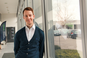  Unser Interviewpartner Philip Strnad arbeitet seit 2012 im Festool Marketing und war zuvor als Vertriebsreferent bei Protool tätig 