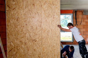  Elemente mit kraftschlüssiger Verschraubung zum Deckenprofil Foto: easy-wand 