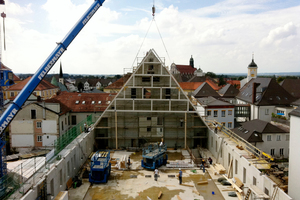  … der halb Fachwerk, halb Vierendeelträger ist  Foto: Florian Nagler Architekten 