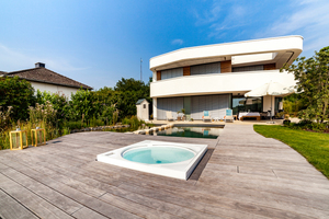  Villa bei Fulda mit Terrasse aus modifiziertem Holz Foto: Kebony 