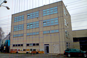  Links: Auf Grundlage der digitalen Photogrammetrie wurde für das Bestandsgebäude der Verankerungsplan und der Fassadenplan erstellt 