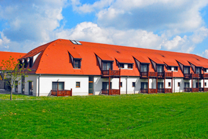  Wirtschaftsgut Kloster Nimschen – zum Hotel umgebautes ehemaliges landwirtschaftlichen Gebäude bei Grimma  Foto: Lutz Reinboth 