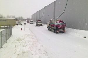  Die Schneeabsaug-Fahrzeuge im Einsatz Foto: SAM-Truck GmbH 