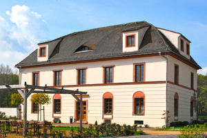  Das Verwaltungsgebäude des Wirtschaftgutes Kloster Nimbschen Foto: Lutz Reinboth 